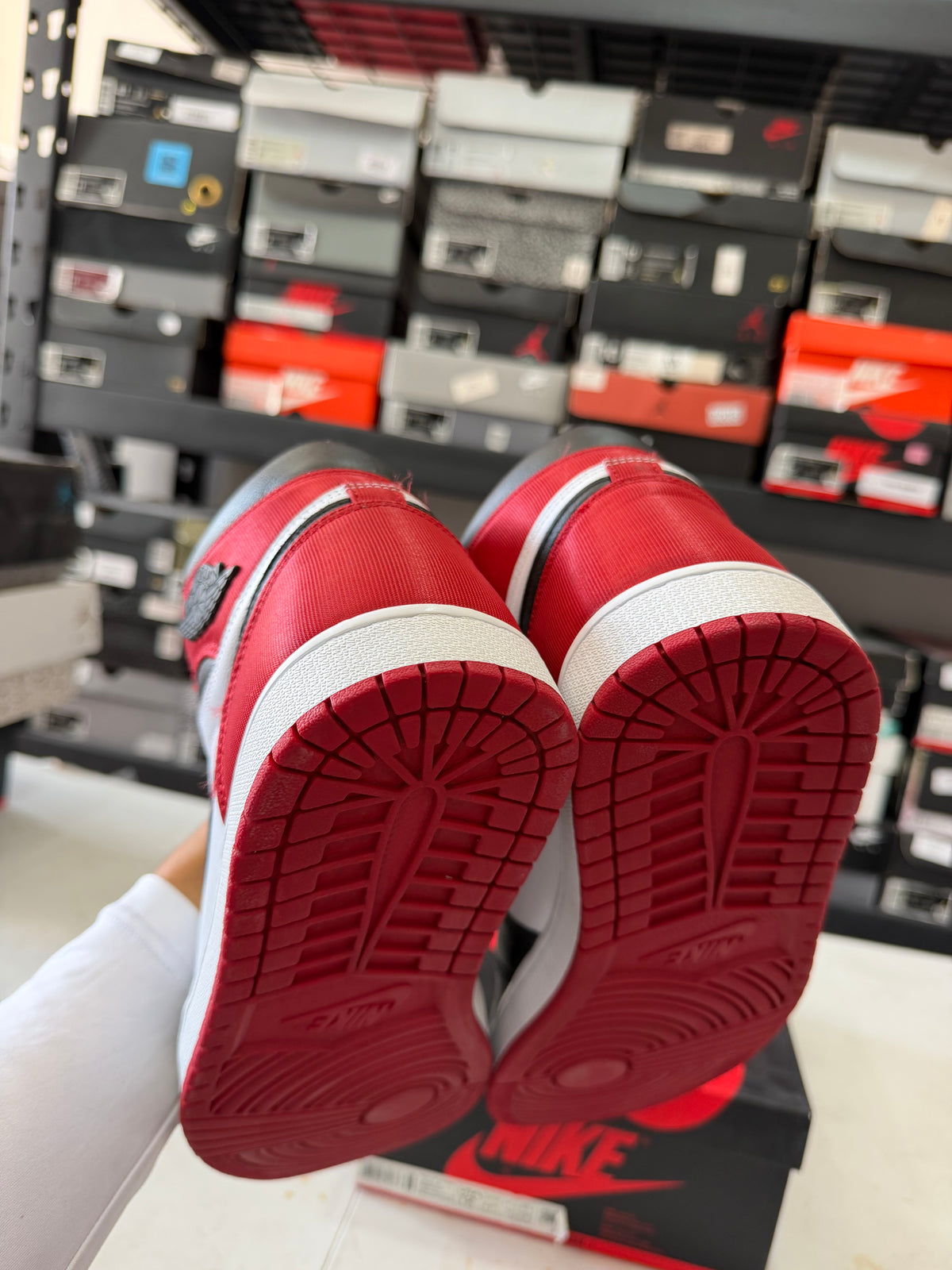 J1 Satin 9Mx