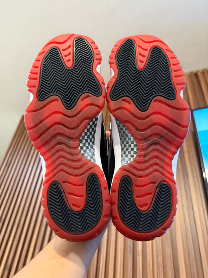 J11 Low bred 7.5Mx