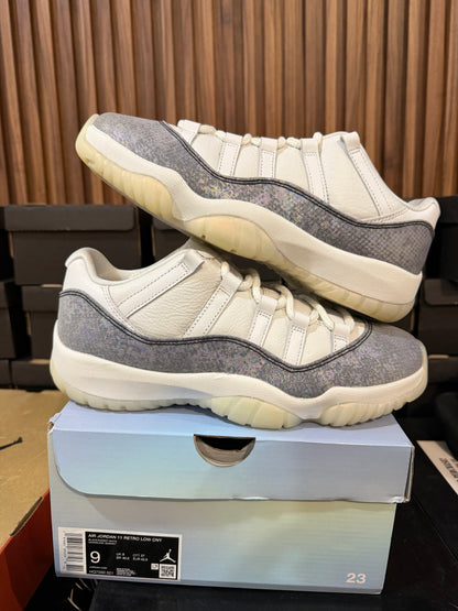 J11 Low 7Mx