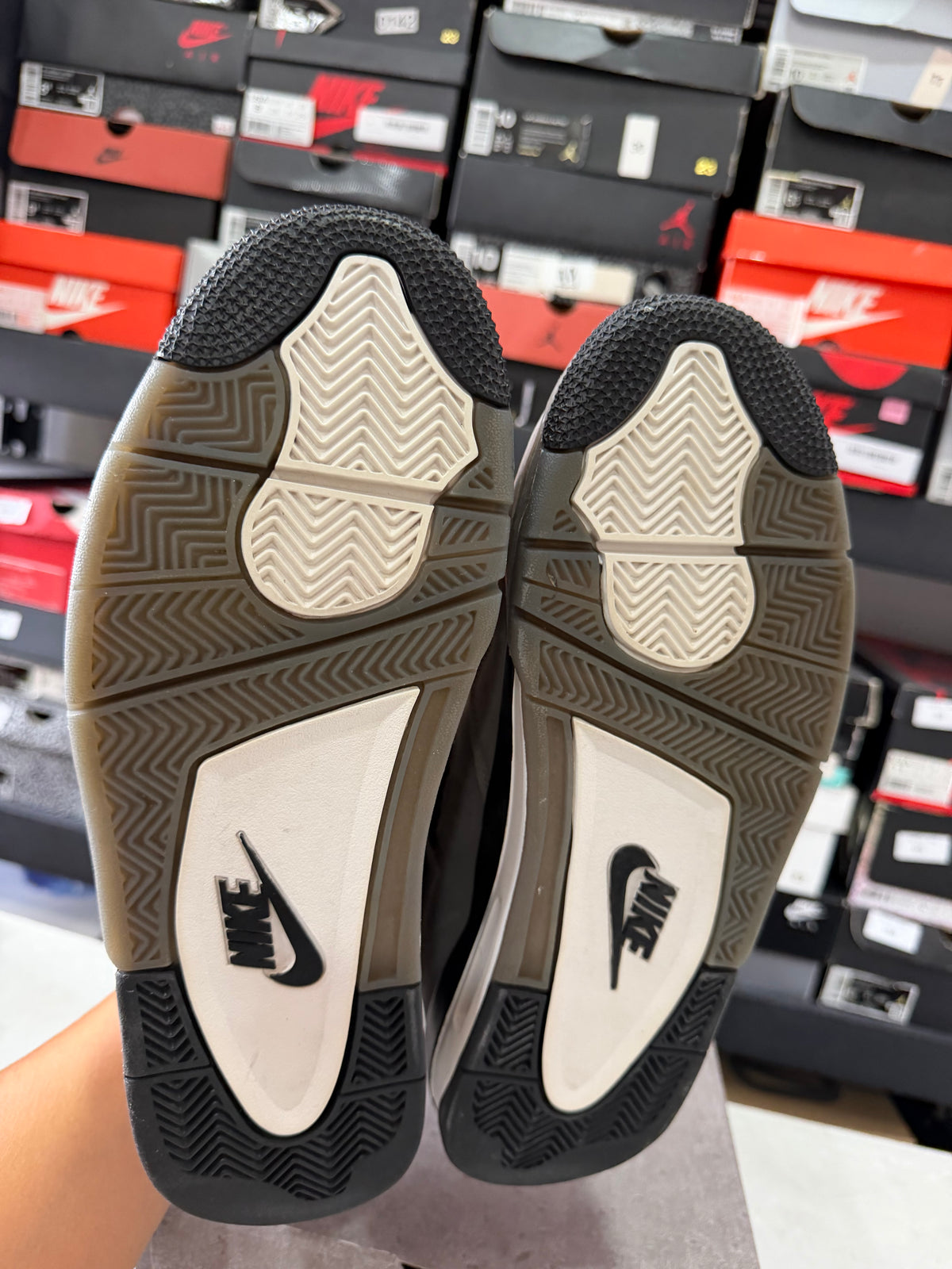 J4 Taupe 9Mx