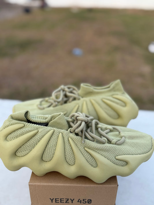 Yeezy 7.5Mx