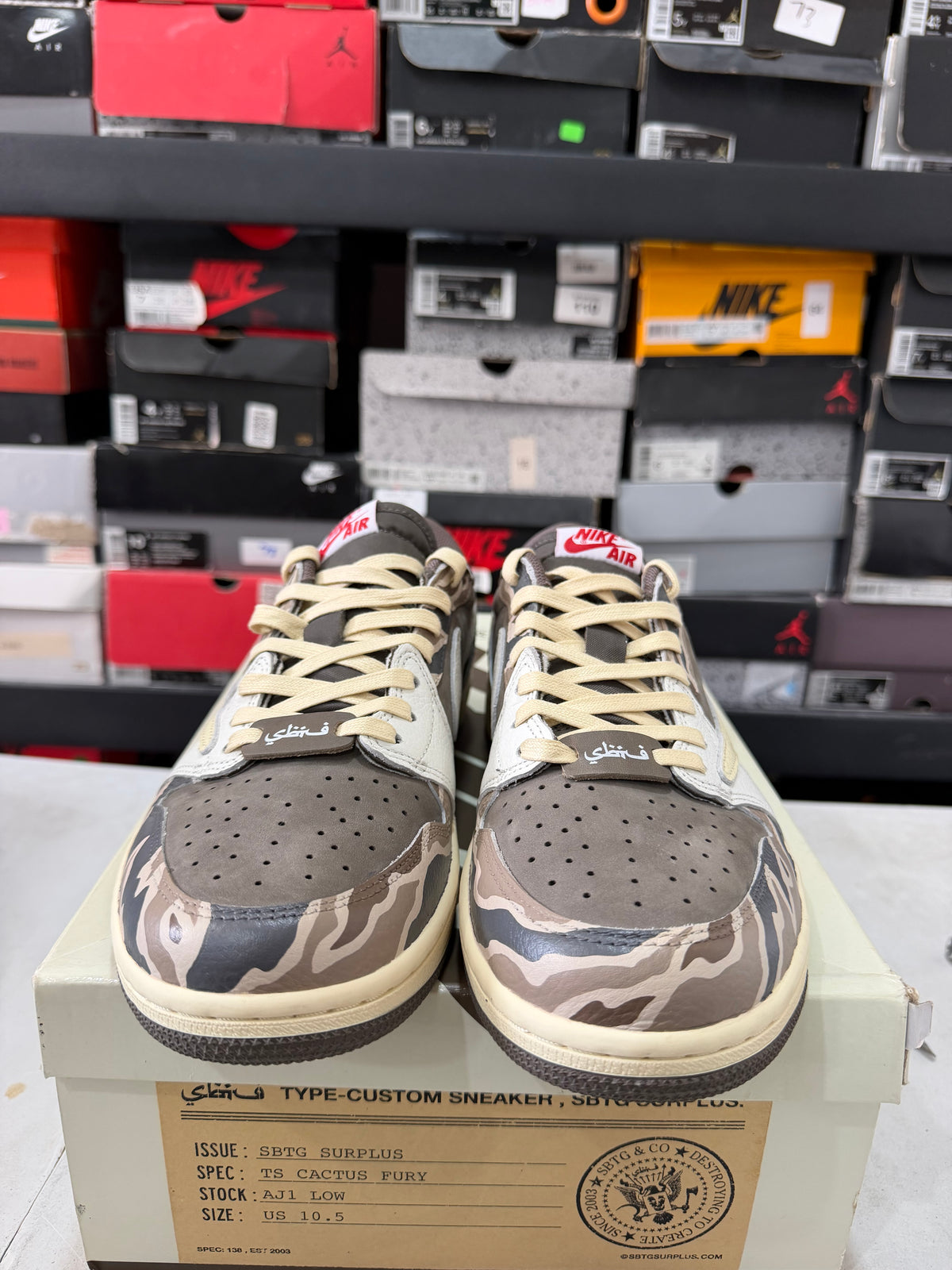 J1 Travis Scott SBTG 8.5Mx NUEVO