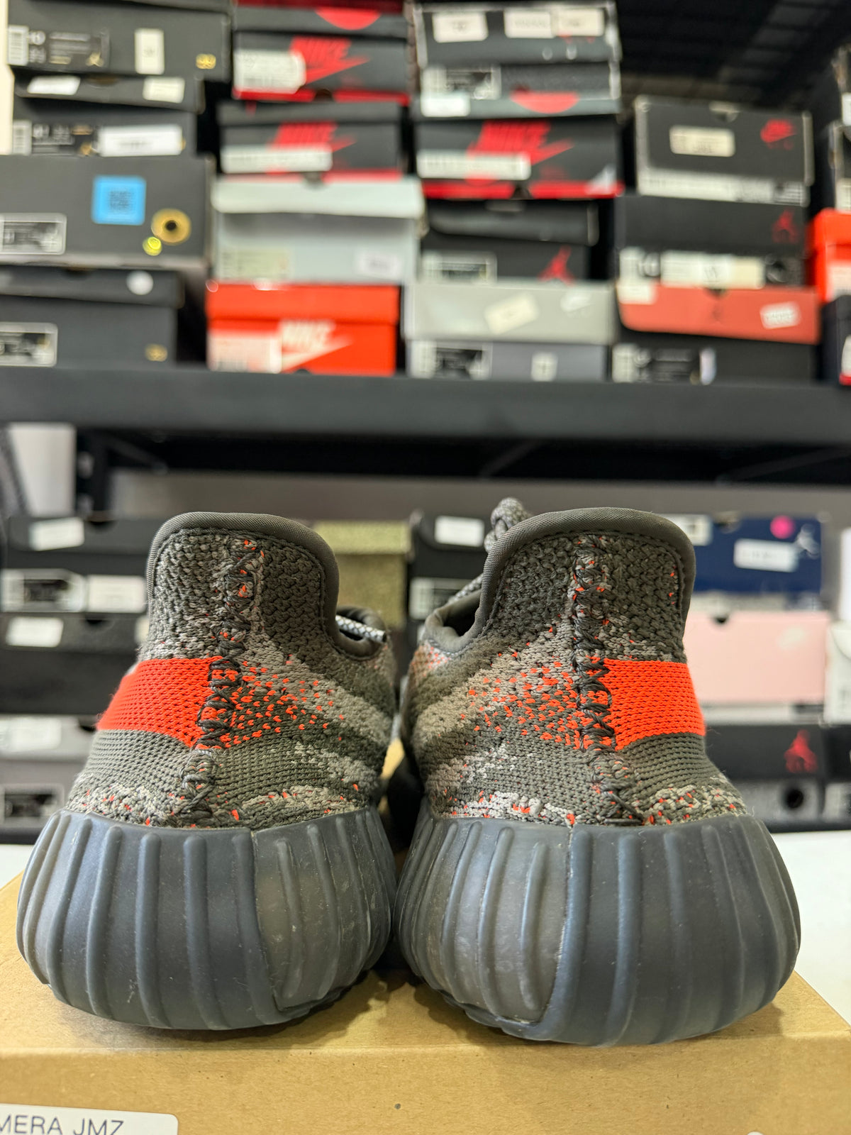Yeezy 6.5Mx Detalle