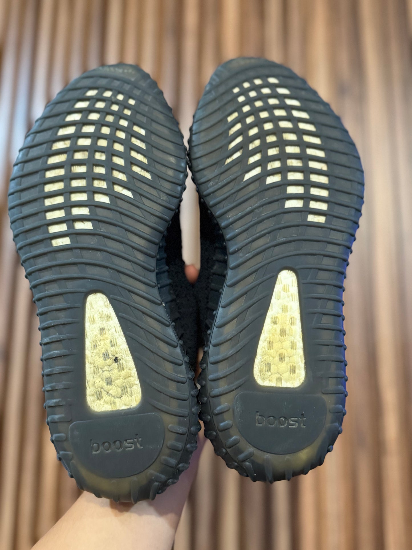 Yeezy Bred 8Mx