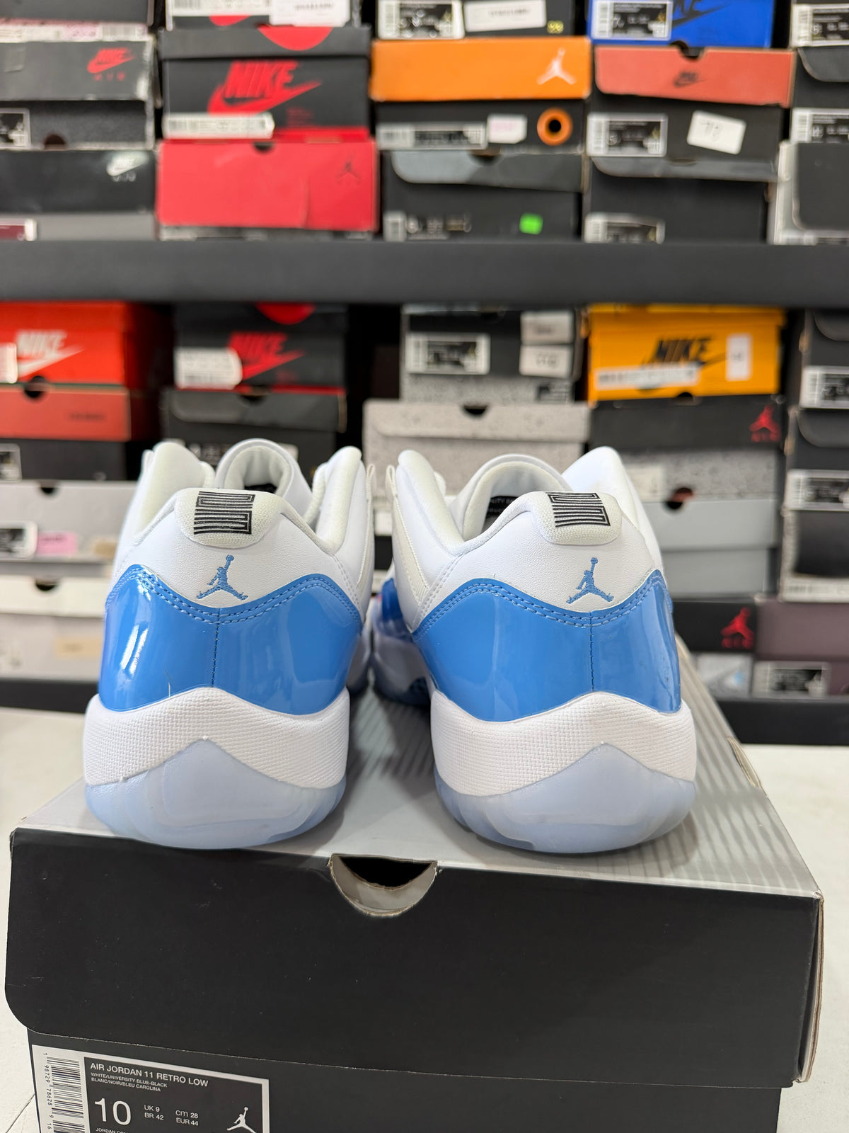 J11 Low Unc 8Mx