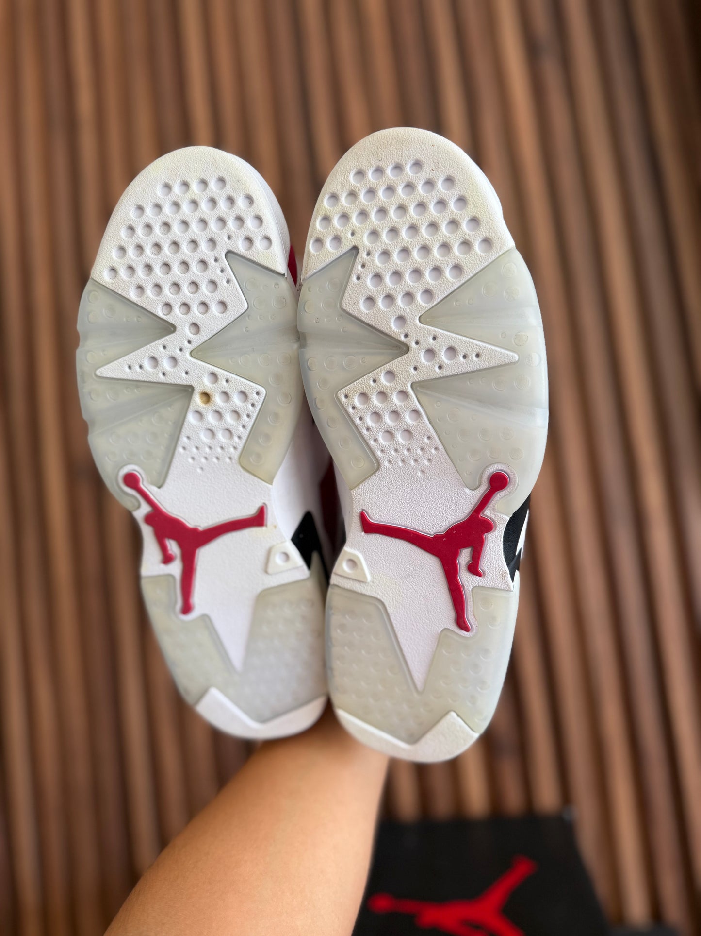 J6 Carmine 8Mx