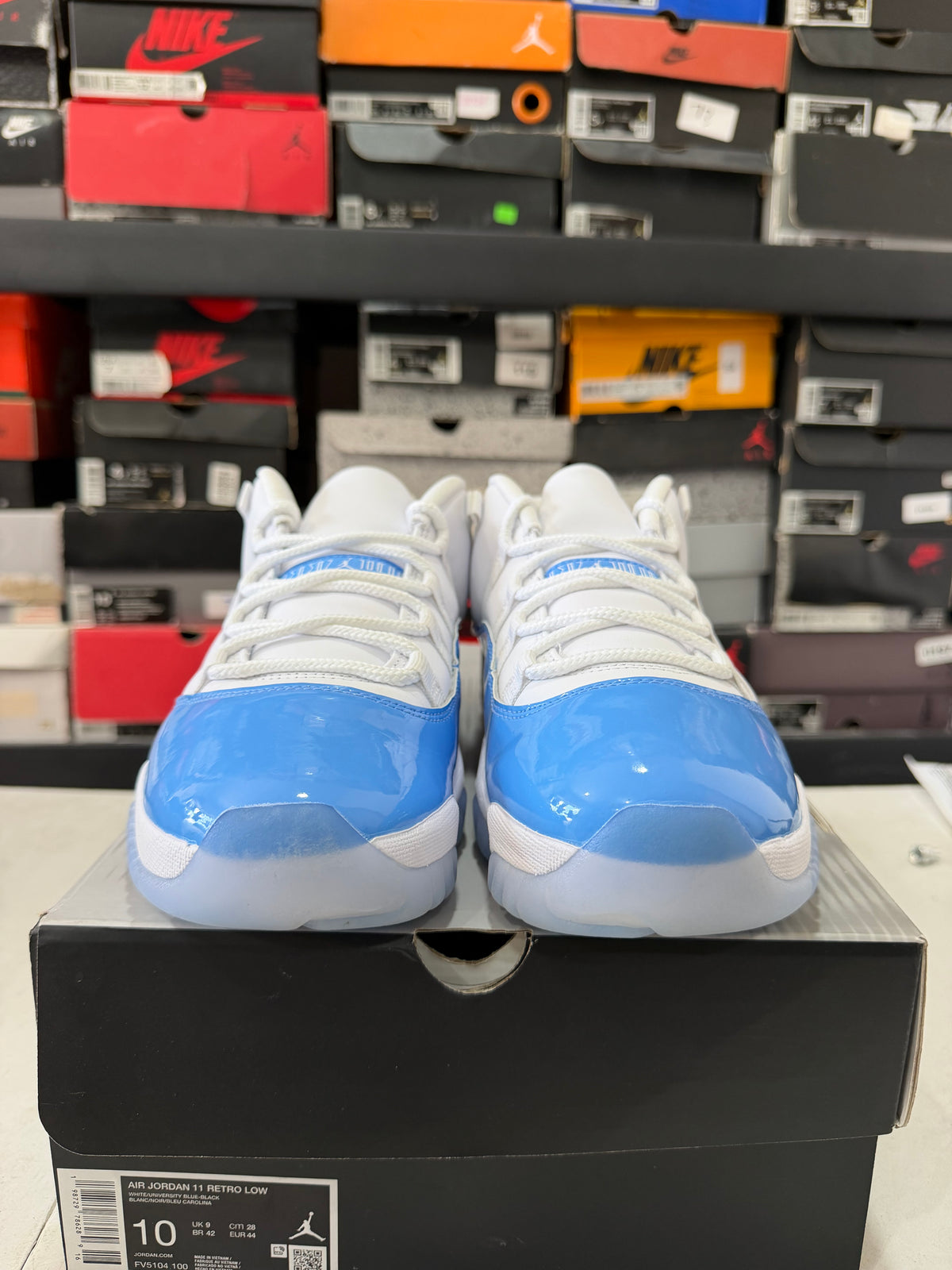 J11 Low Unc 8Mx
