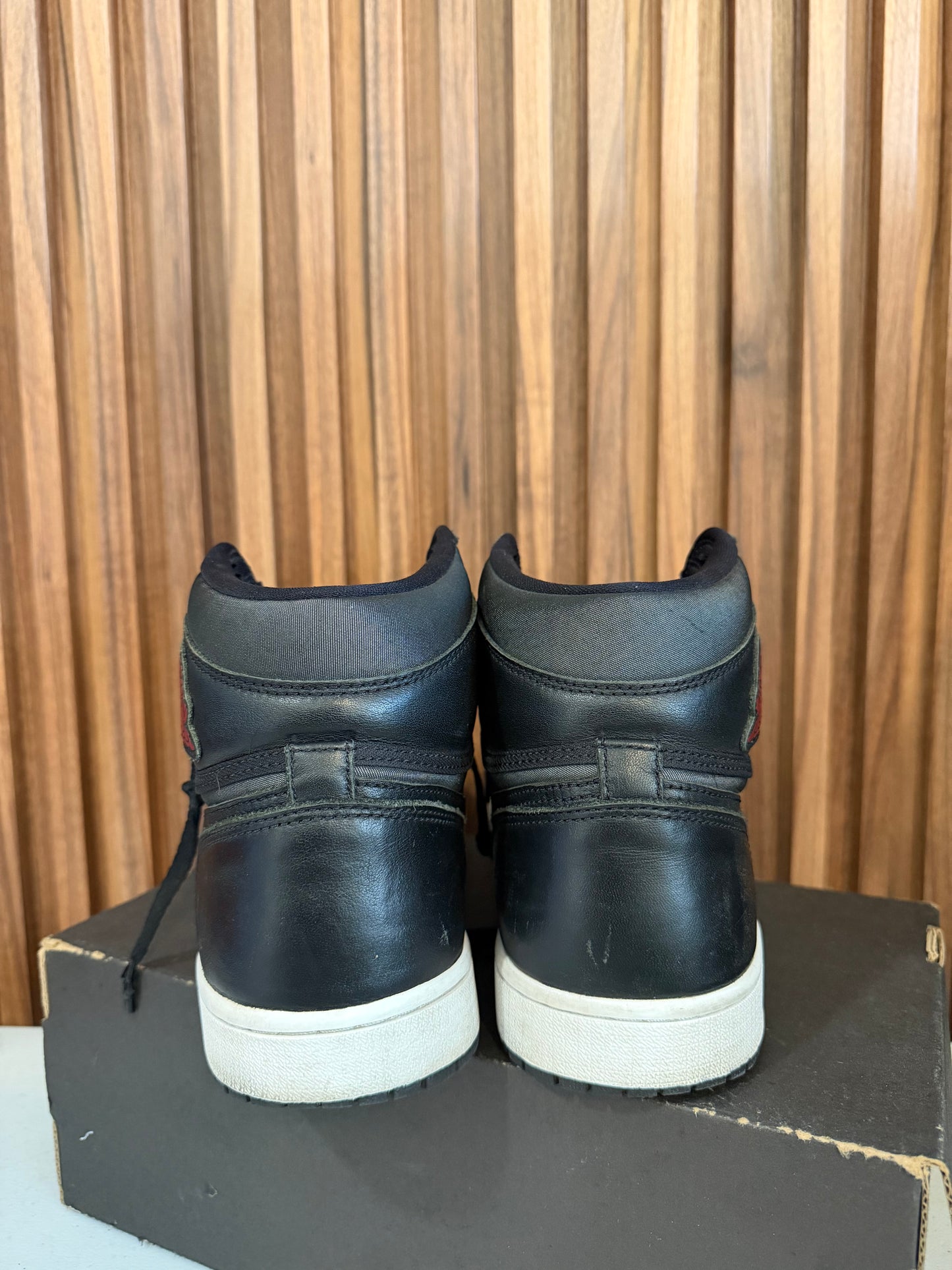 J1 Satin 8Mx
