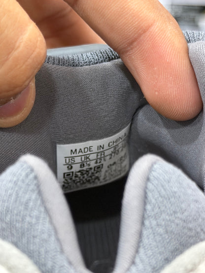 Yeezy 7Mx