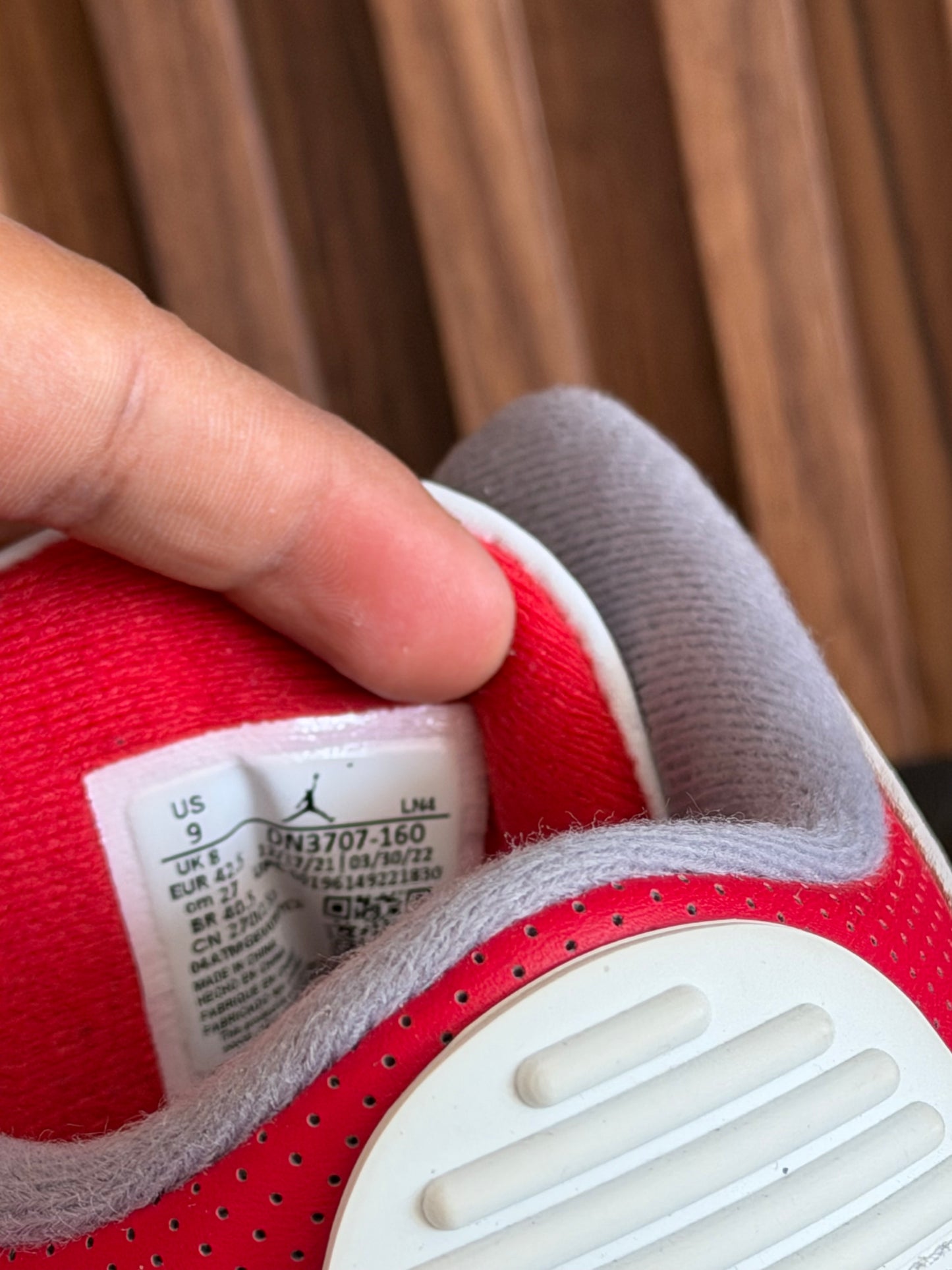 J3 Fire red 7Mx