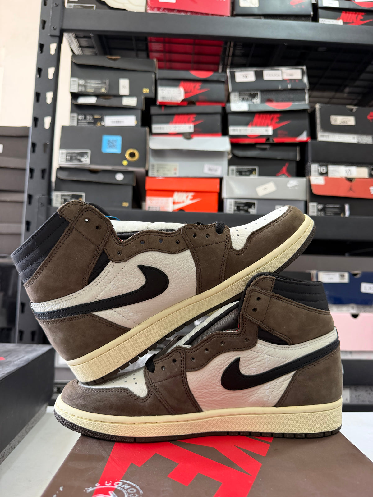 J1 Travis Scott 6.5Mx NUEVOS