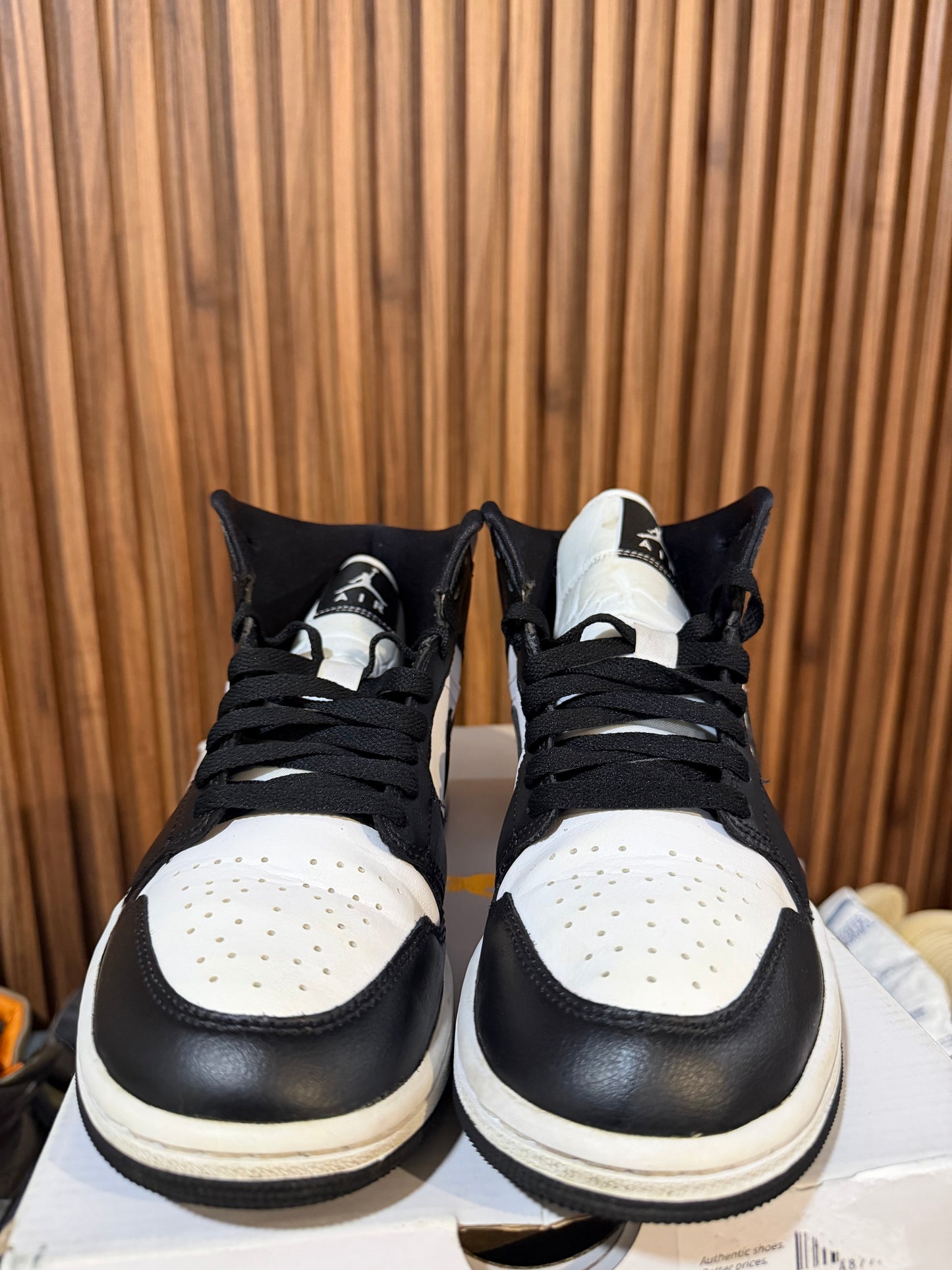 J1 Mid Black 5.5Mx