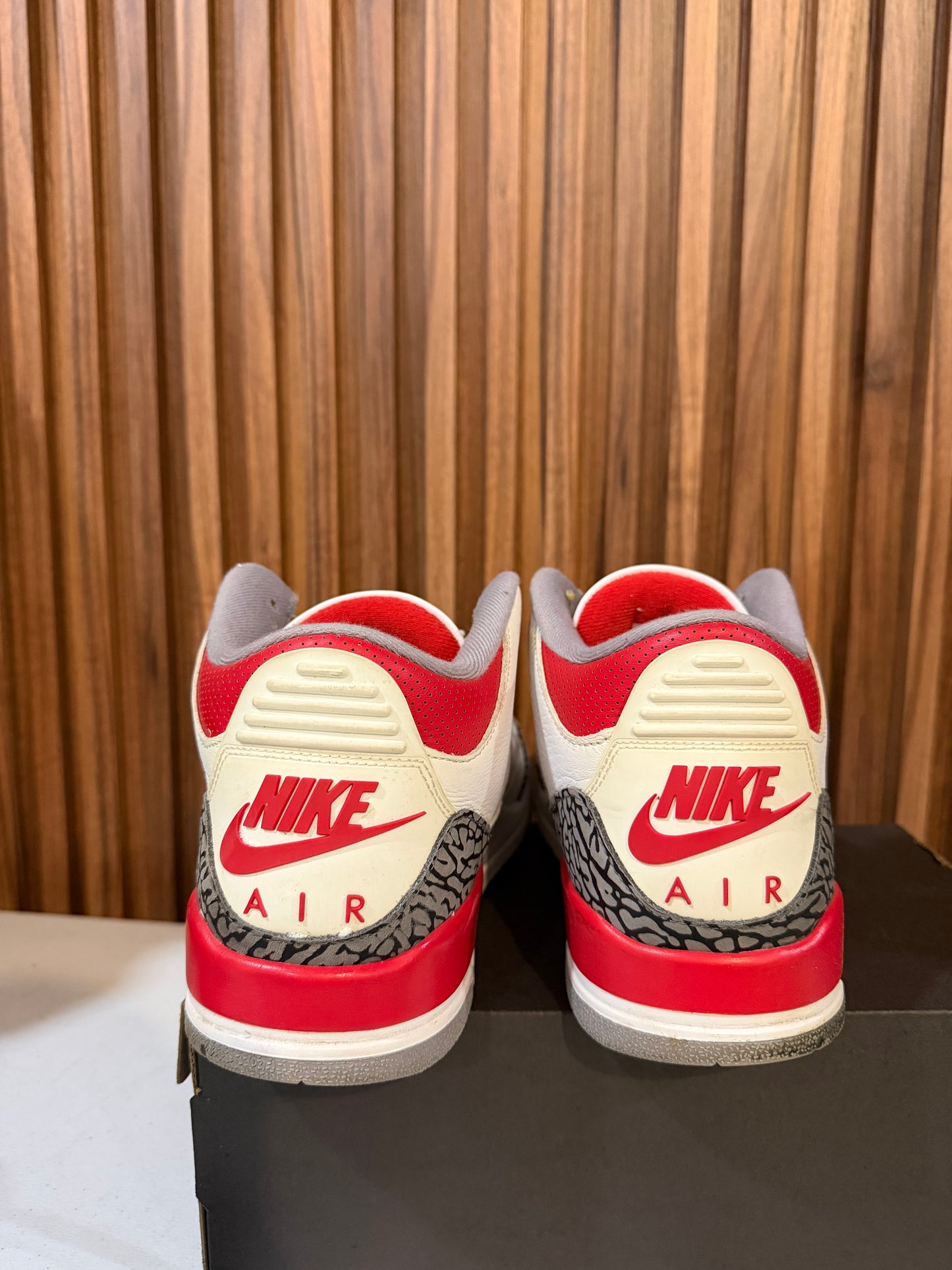 J3 Fire red 9Mx