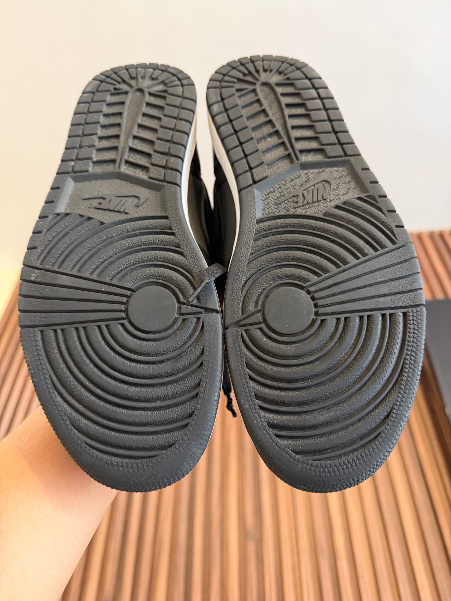 J1 Satin 8Mx