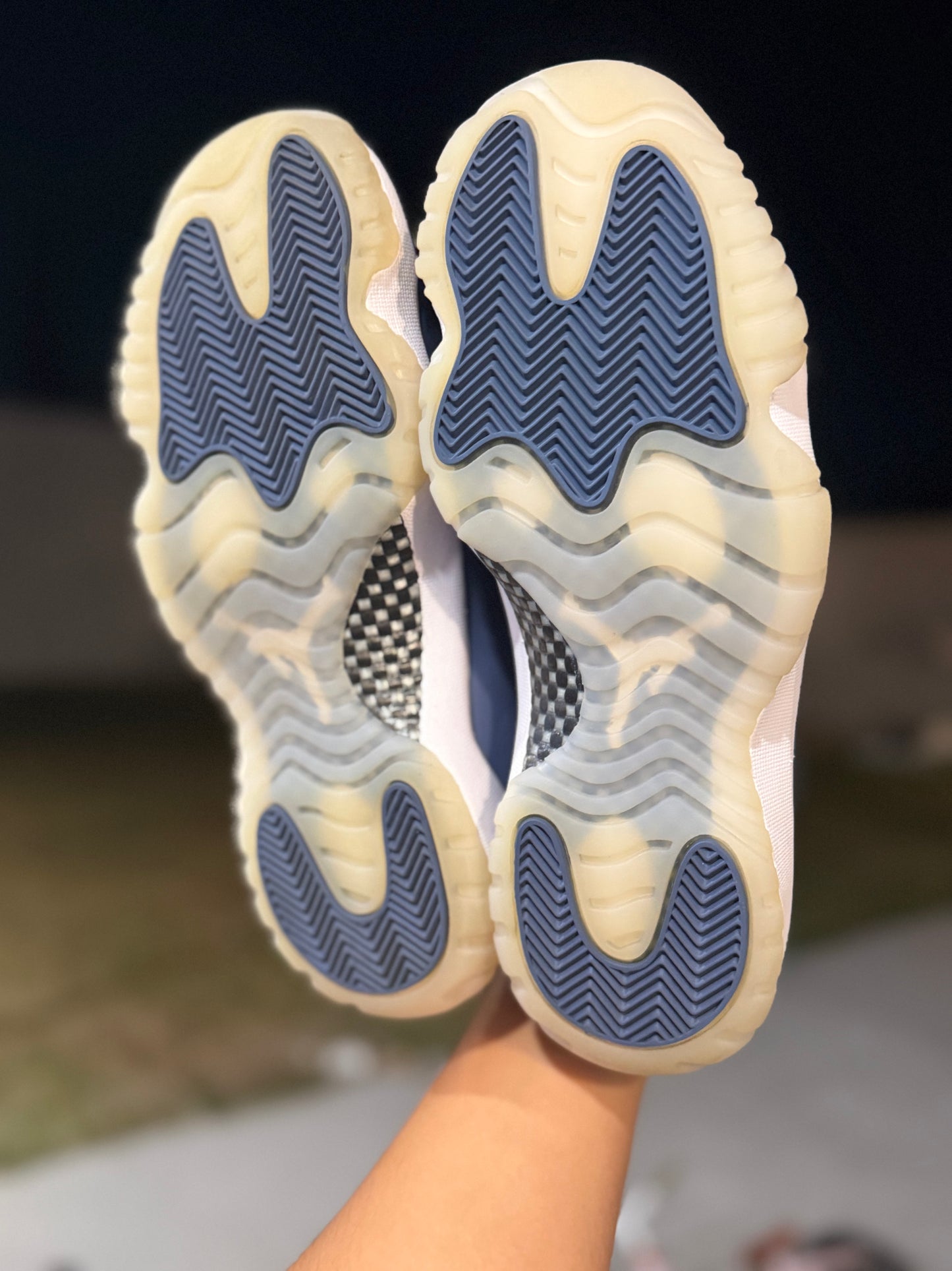 J11 Low 7Mx