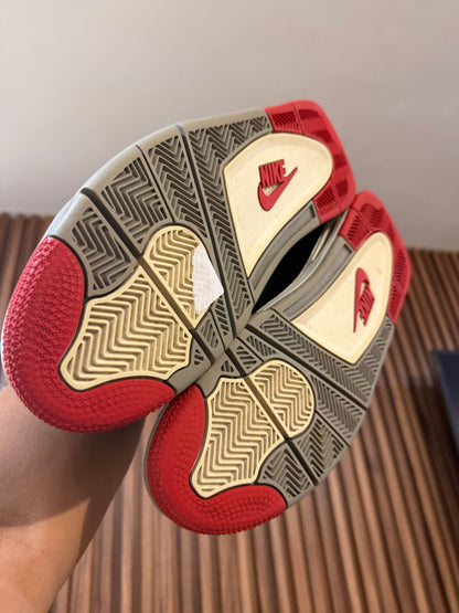 J4 Bred 2019 9Mx
