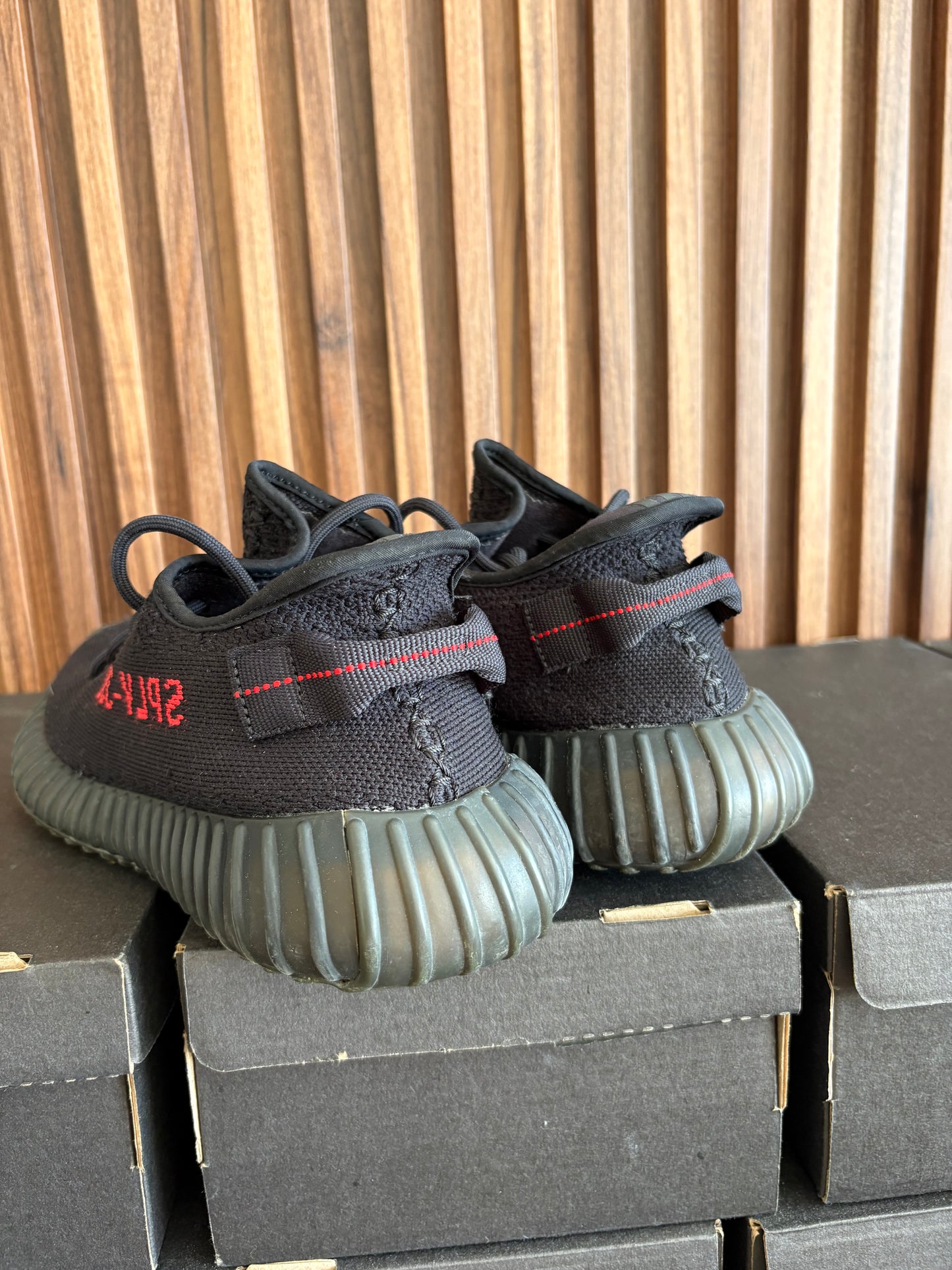 Yeezy Bred 8.5Mx