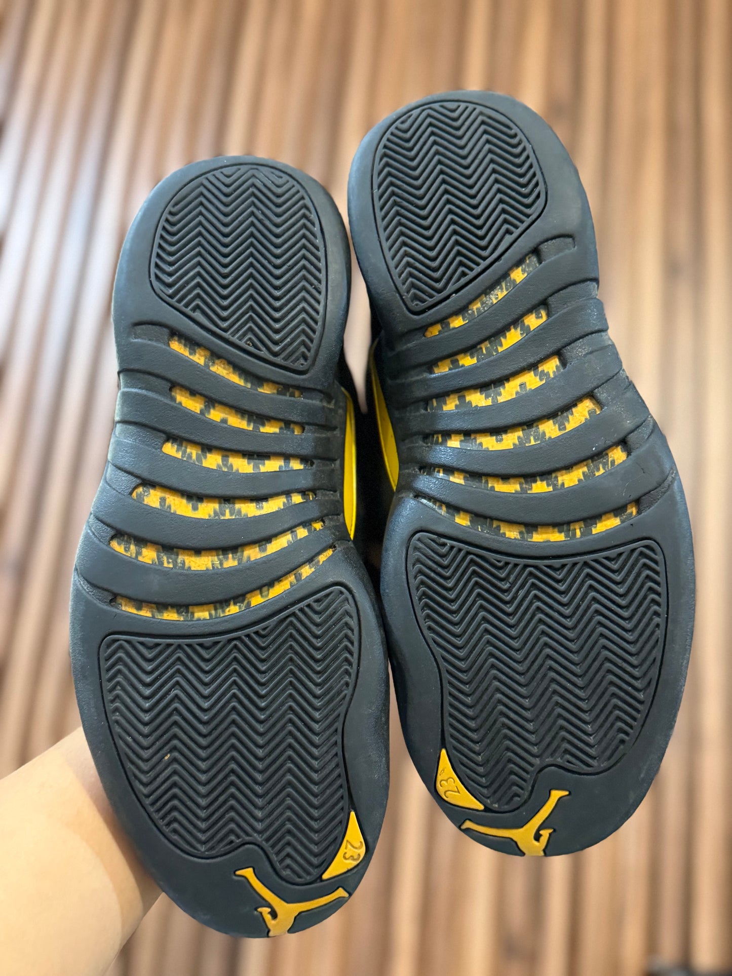 J12 Black Taxi 8.5Mx