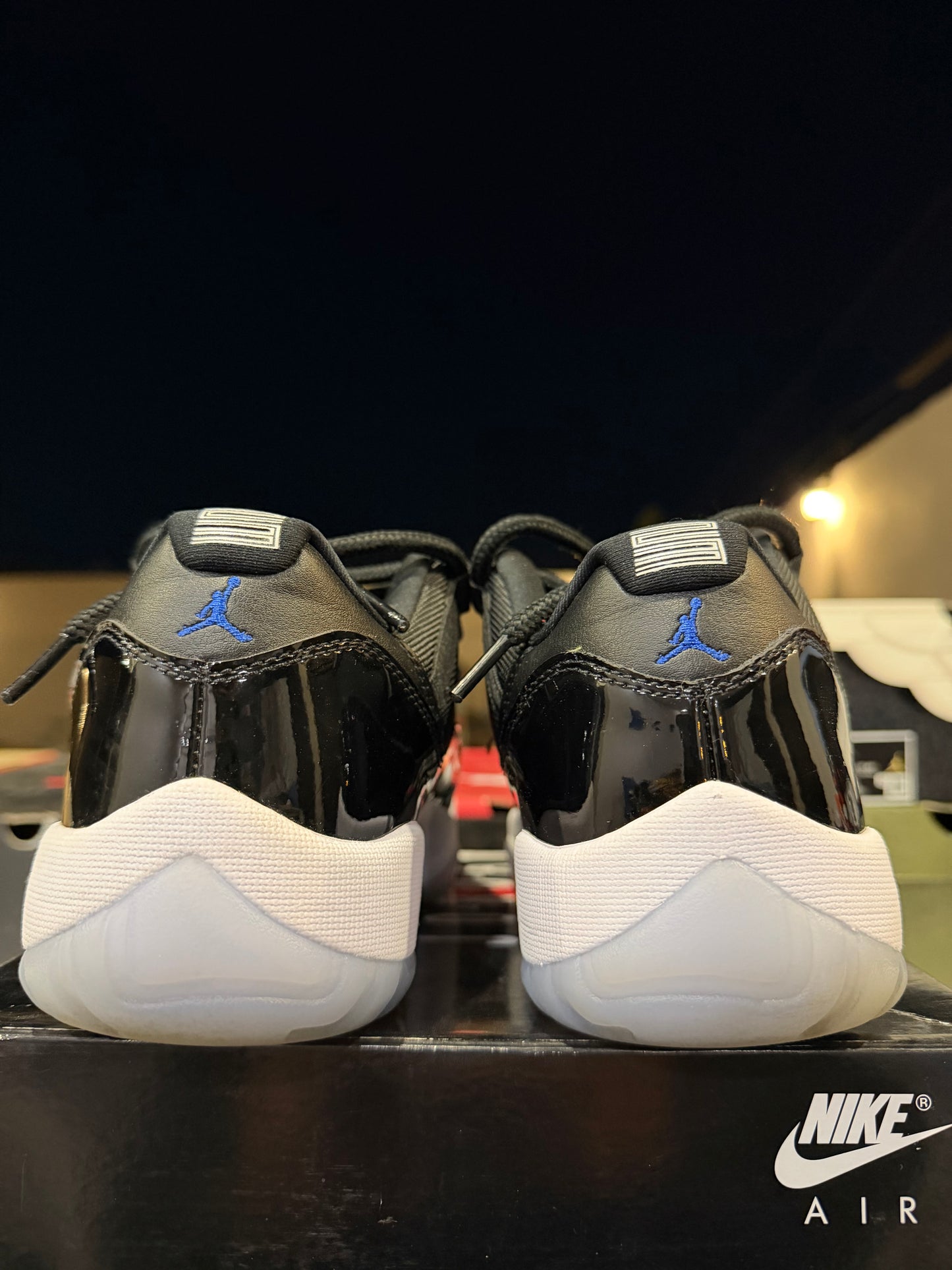 J11 Space Jam Low 7Mx