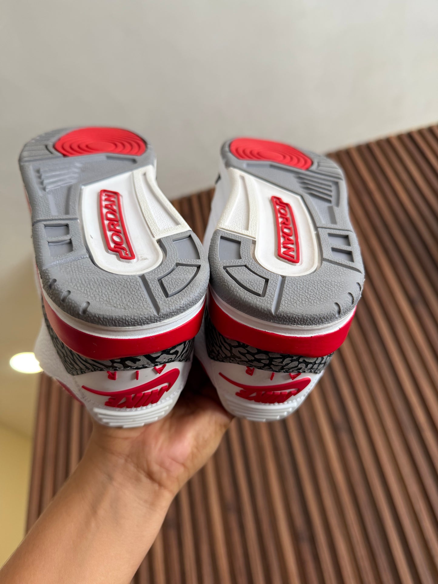 J3 Fire red 4Mx