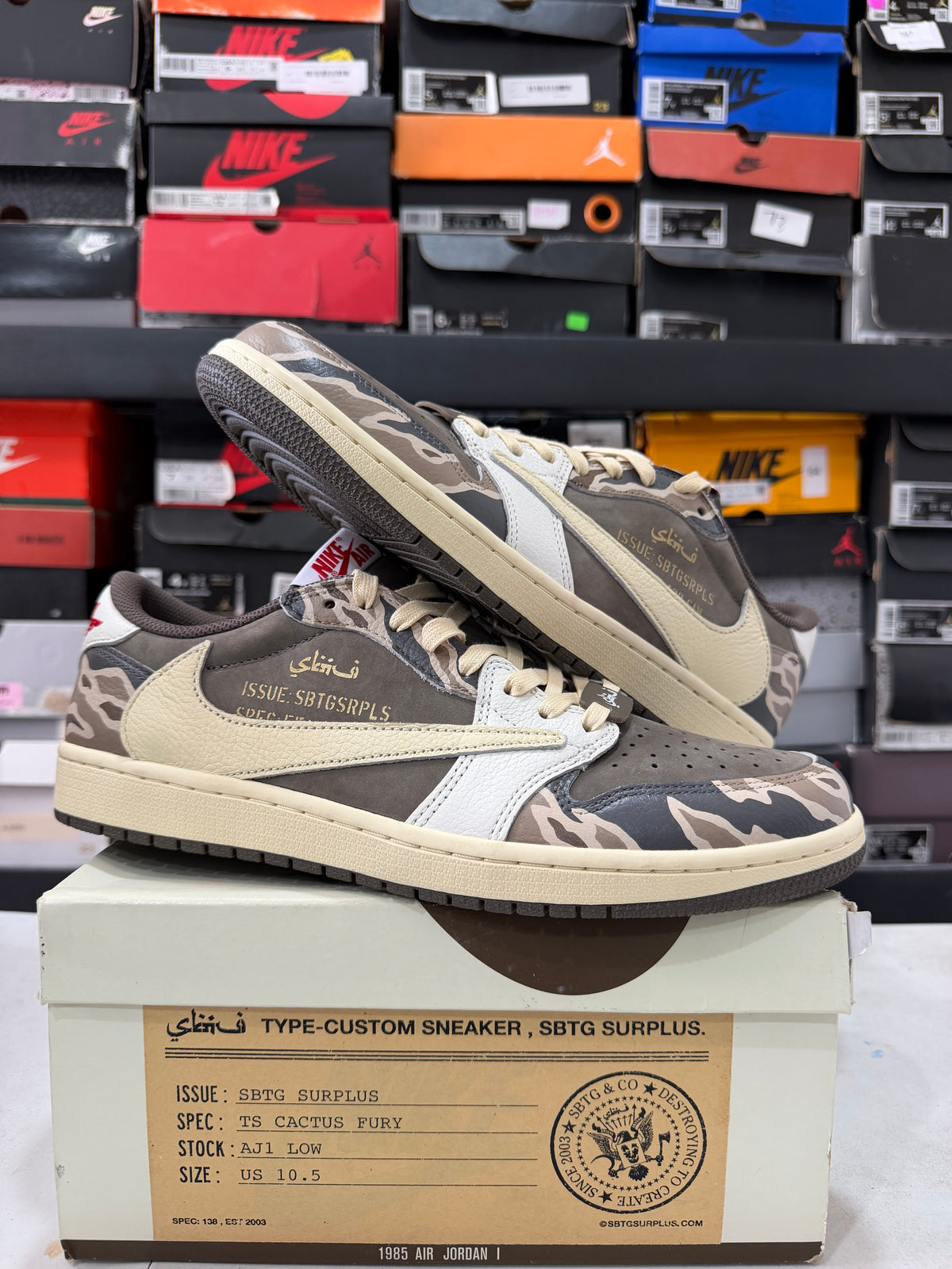 J1 Travis Scott SBTG 8.5Mx NUEVO