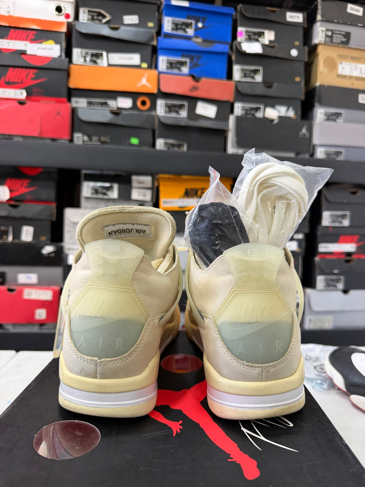J4 Off-White 6.5Mx