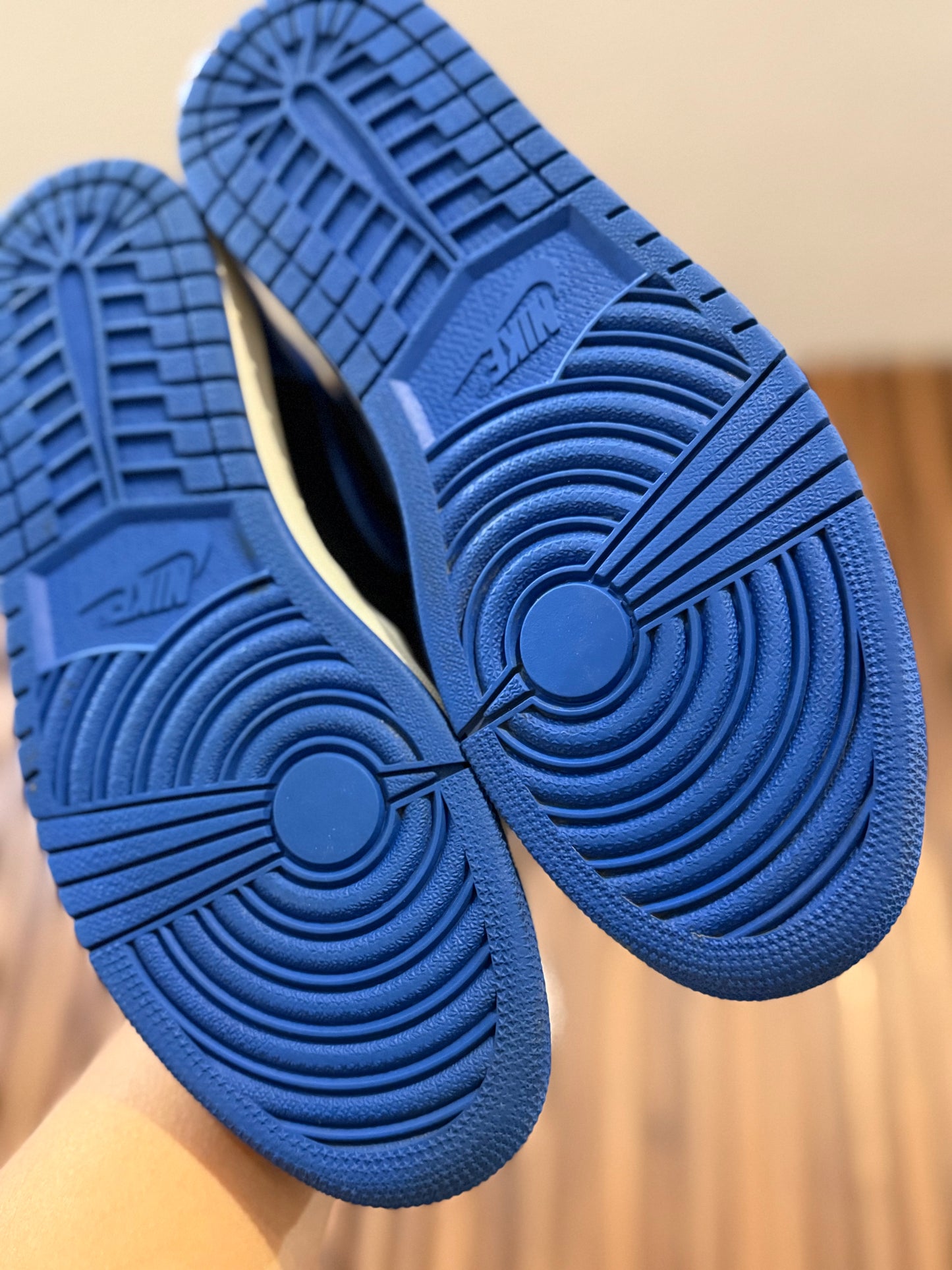 J1 Royal 8Mx