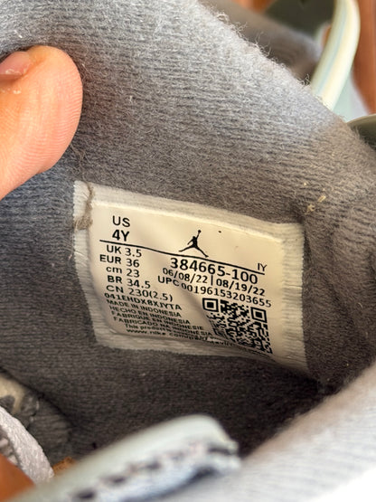 J6 Cool grey 3Mx
